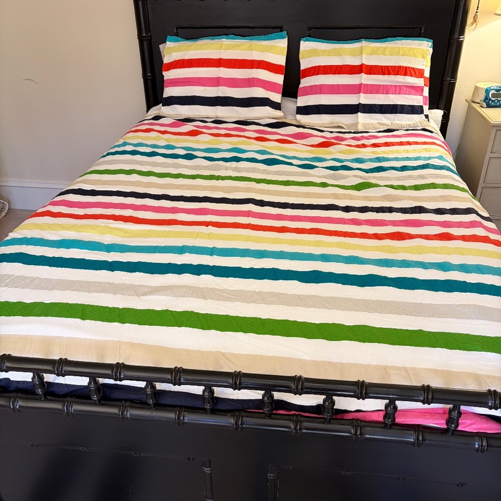 Kate Spade comforter set Full/Queen Candy Stripe